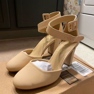 Dream Pairs 3” heels
